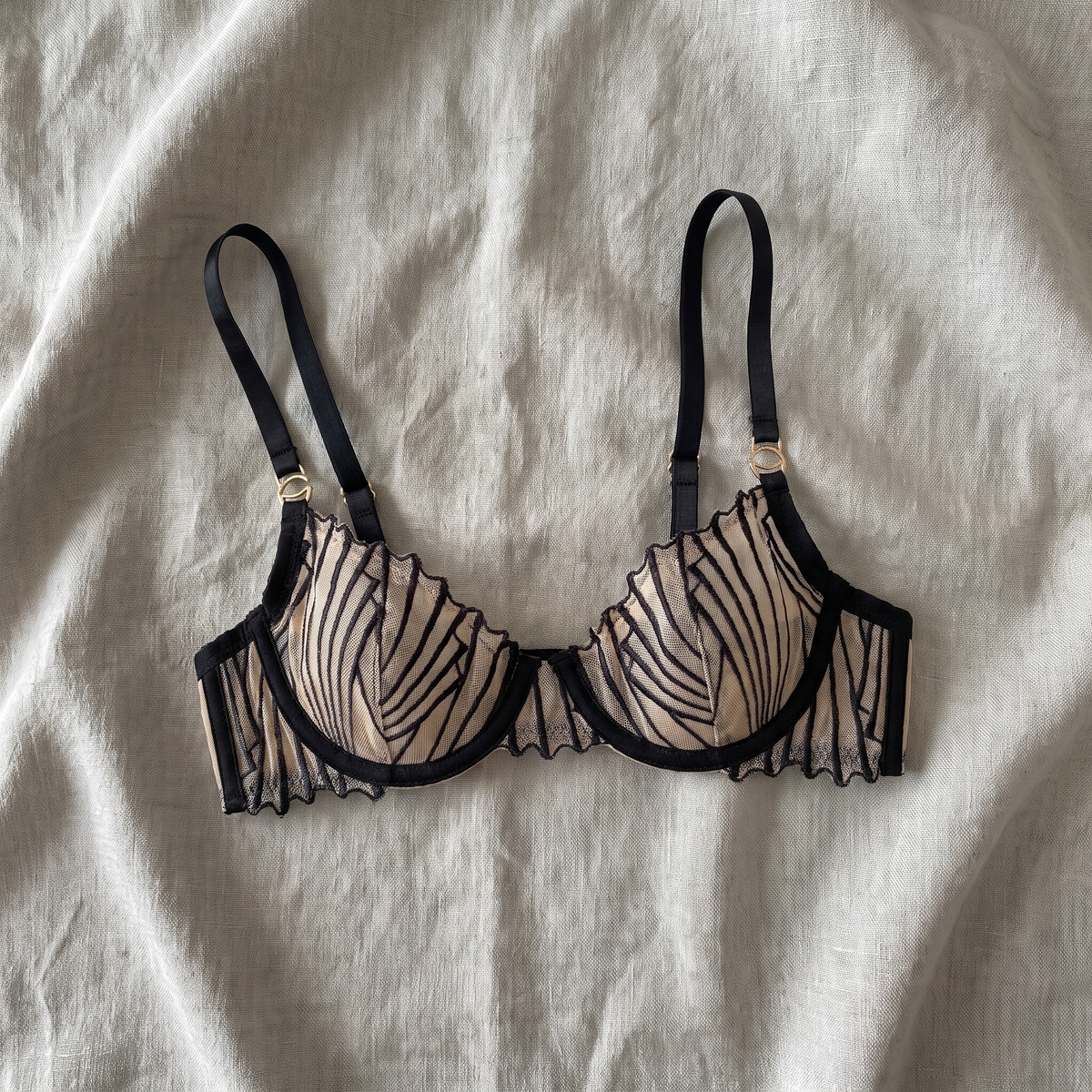 Avéline Thin Embroidered Bra