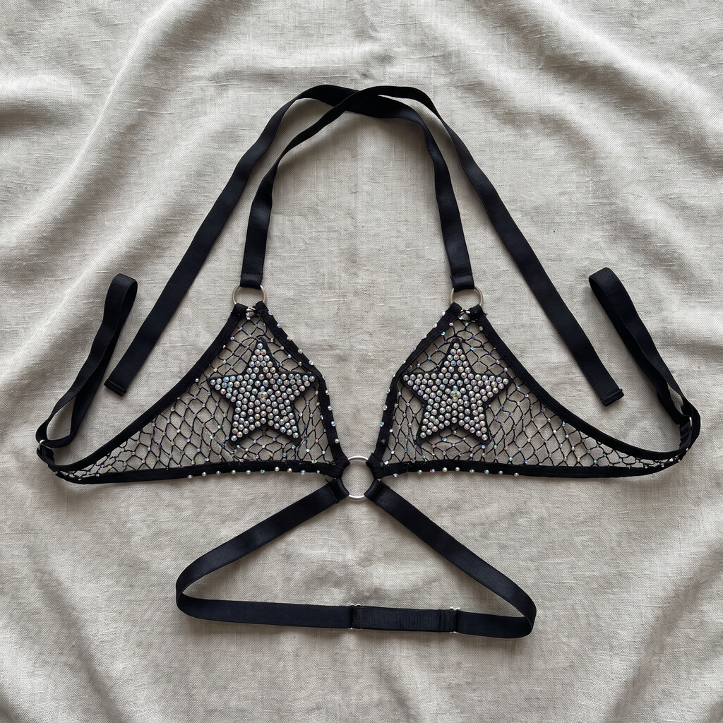 Avéline Strappy Lace Balconette Bra