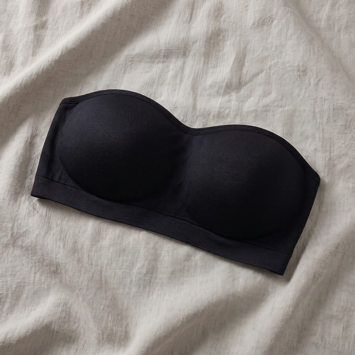 Avéline Strapless Side-Hook Bandeau Bra
