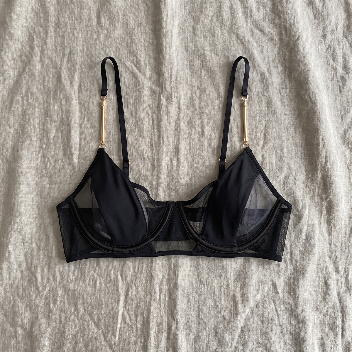 Avéline Push-Up Chain Bra