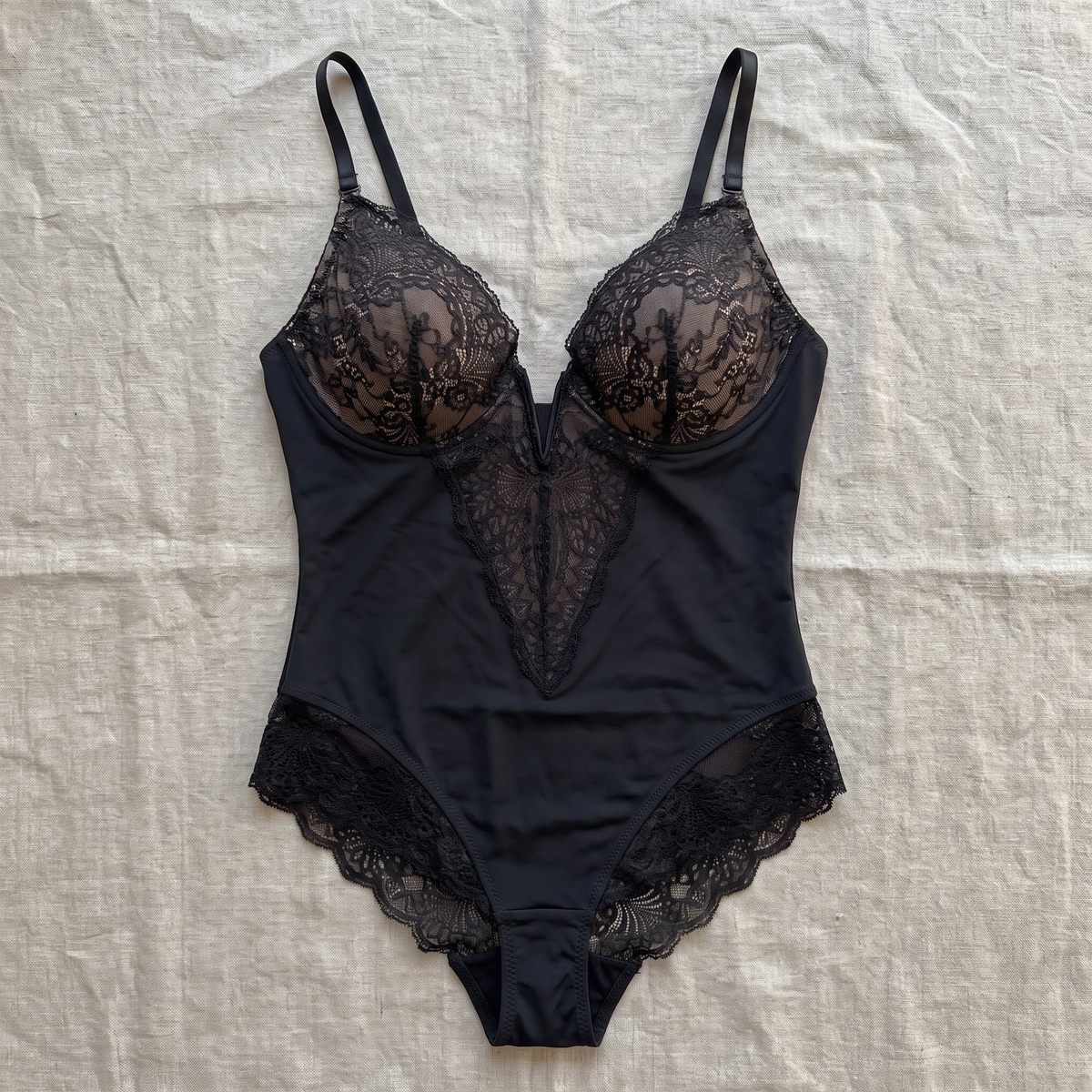 Avéline Lace Deep-V Neck Sculpting Bodysuit