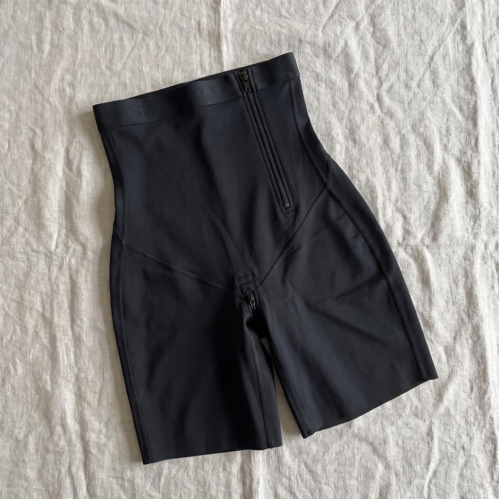 Avéline High-Waisted Sculpting Short
