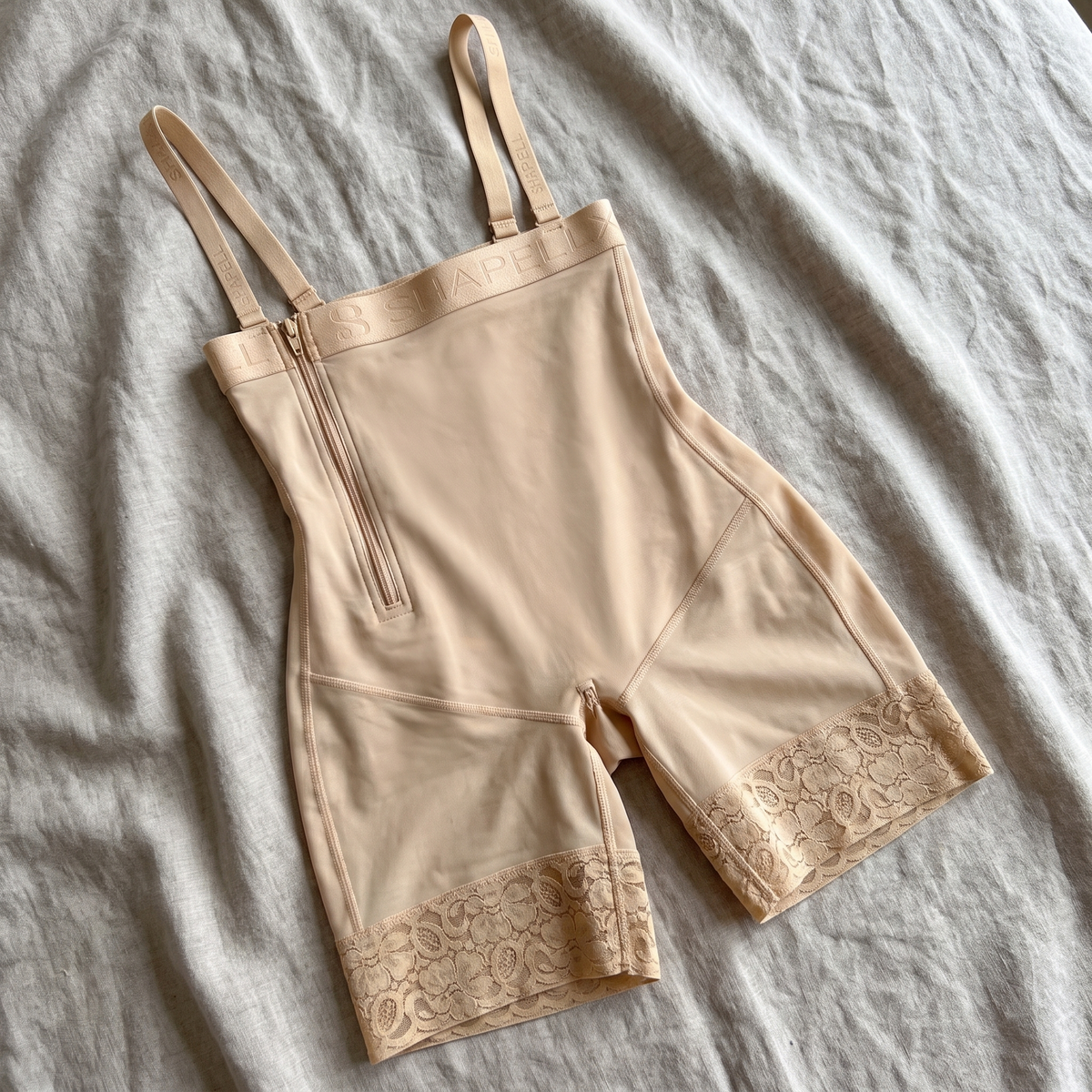 Avéline Postpartum Side-Zip Tummy-Control Short