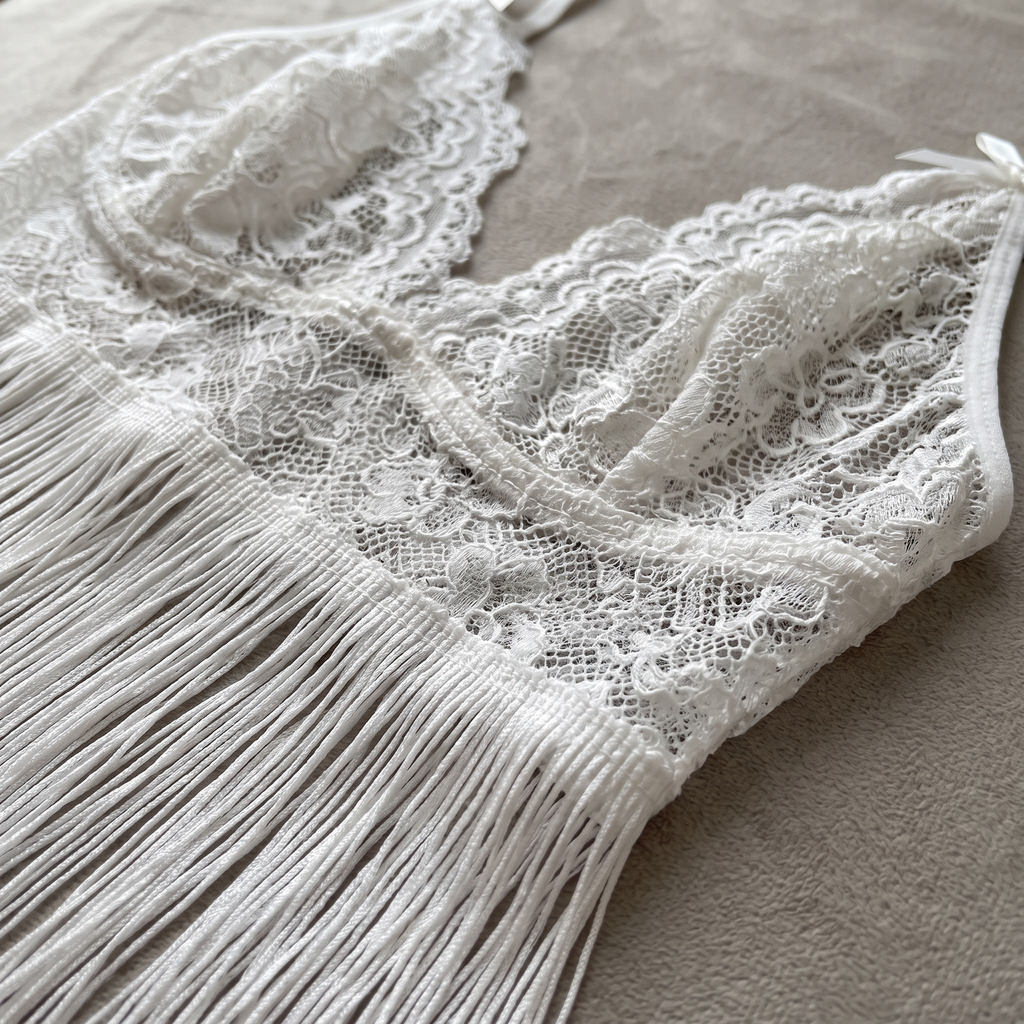 Avéline Romantic White Lace Fringe Babydoll