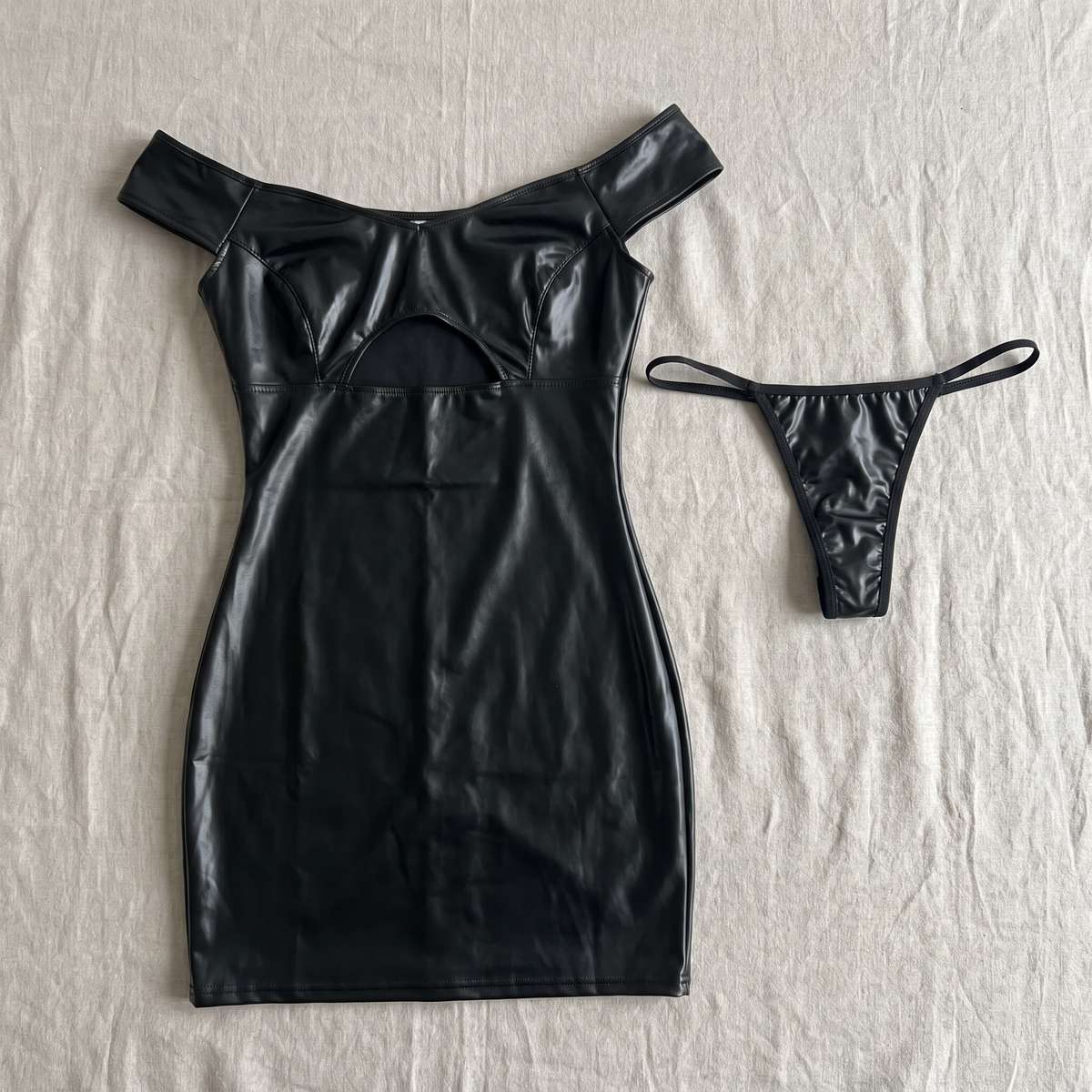 Avéline Faux-Leather Off-Shoulder Bodycon Mini Dress